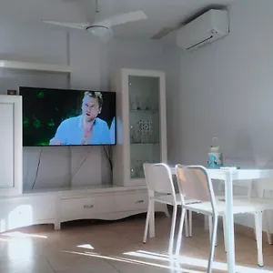 Casa Adosada Con Piscina Comunitaria Сasa de vacaciones